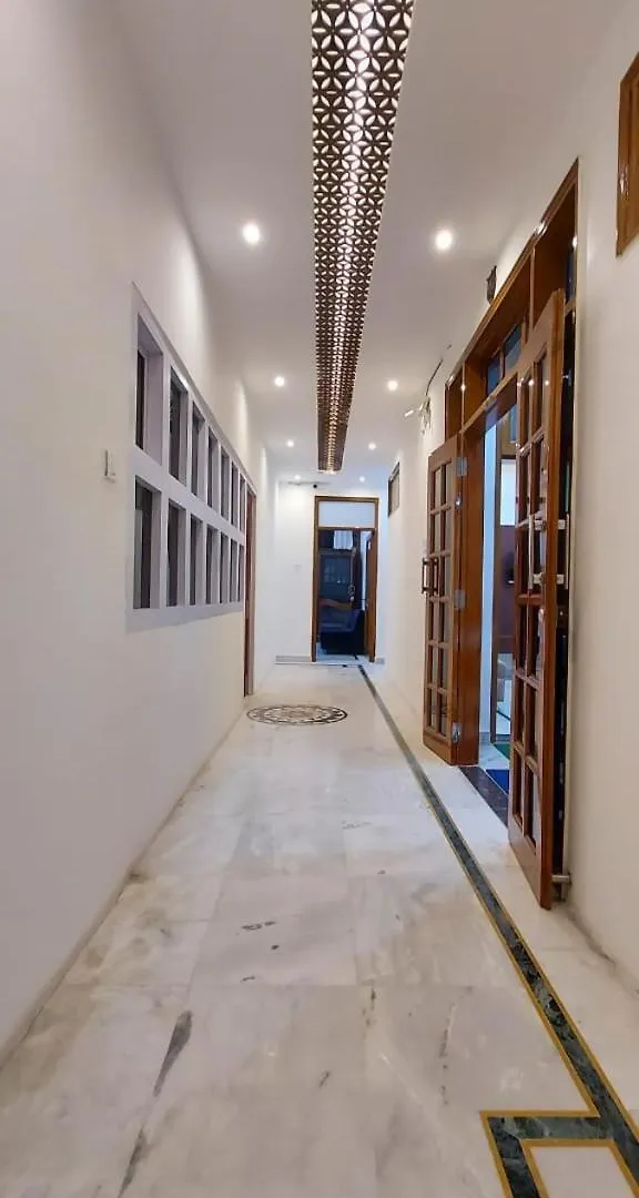 Kashi Homestay Assi Ghat- Fully Air-Conditioned Benares