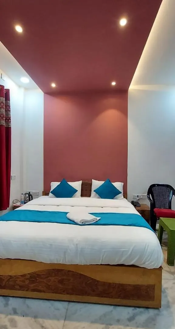 Kashi Homestay Assi Ghat- Fully Air-Conditioned Benares